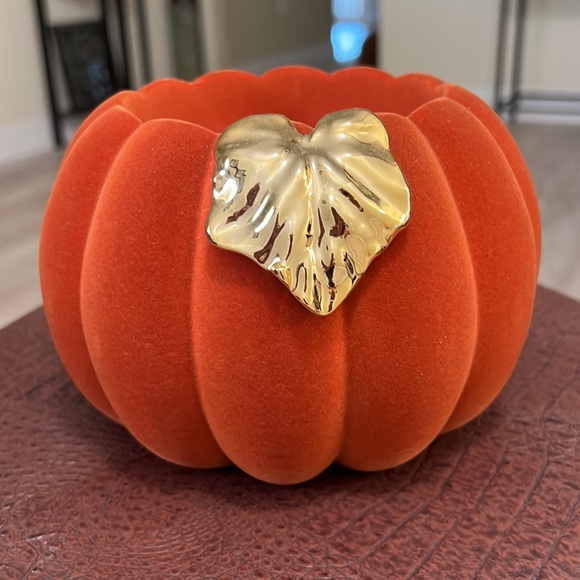 Bath & Body Works Pumpkin 3 Wick Candle Holder - Picture 3 of 4